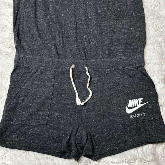 Nike Gym Vintage Racerback Romper in Heathered Grey Women’s Sz M - Picture 5 of 12